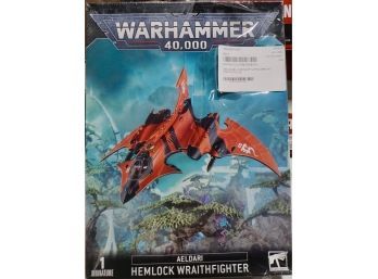 #18 Warhamer/Hemlock Wratih Fighter Model NIB