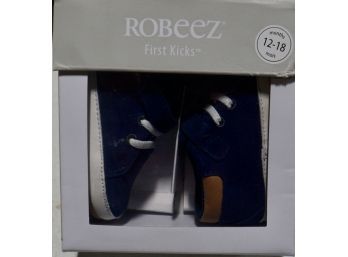 #72 Robeez First Kicks 12- 18 Months