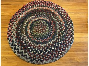 Vintage Round Braided Rug 33.5'