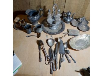 28 PIECE TABLE LOT