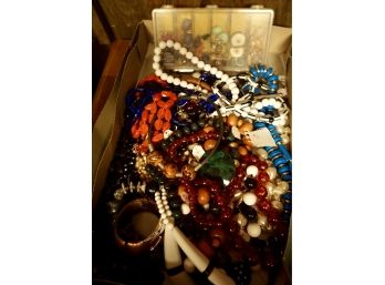 COSTUME JEWELRY LOT # 6