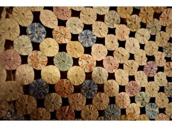 VINTAGE HANDMADE LOLLIPOP QUILT