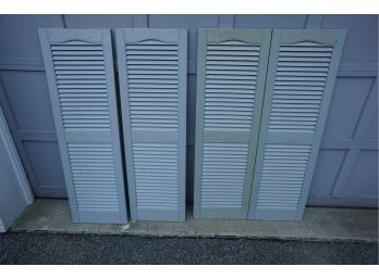 4 VINYL SHUTTERS