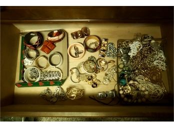 COSTUME JEWELRY LOT # 5