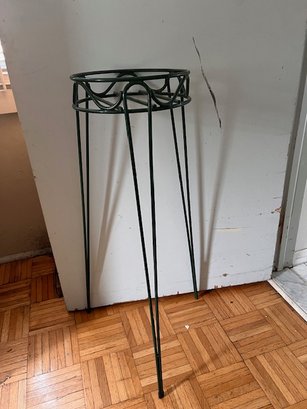 36' Tall Plant Stand In Forest Green
