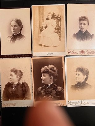 A Group Of 6 Carte De Visite Photos Women