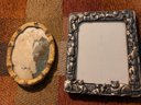 A Pair Of 1970's Photo Frames One Oval 4 X5 One Pewter With Cats 5 X 7'
