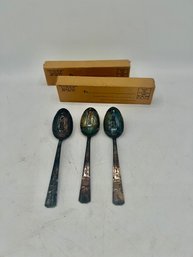 A Group Of 3 1939 World's Fair Spoons In Box