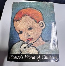 Picasso's World Of Children First Edition Doubleday Press