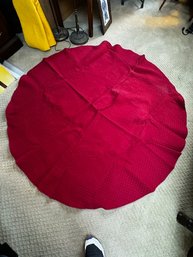 Cherry Red Williams Sonoma Round Matalesse Table Cloth Approx 70' Round