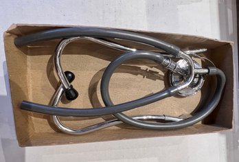 Vintage NIB Misdom-Frank  Luer Lock Super Clear Stethoscope