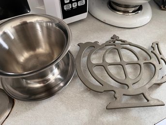 Trivet And Stainless Steel Gravy Boat By Volrath