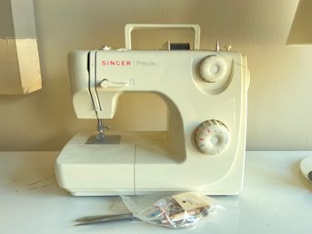 Portable Singer Sewing Machine