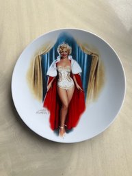 Marilyn Monroe Limited Edition Plate In 'we're Not Married'