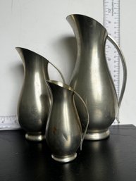 Royal Holland Pewter Group Of 3 MCM Pitchers 5 To 10'