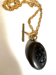 Victorian Vulcanite Mourning 3D Black Cameo Lady Photo Locket   Hinge Broken But Stays Firmly Closed