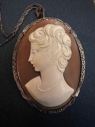 Vintage Cameo Necklace Silver Chain 20'