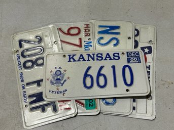 A Group Of 5 Various US License Plate