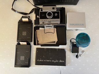 Polaroid 250 Automatic Land Camera With Case And Accessories