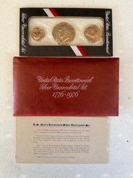 A Bicentennial Silver Uncirculated Set Of Coins In Folder 1776-1976