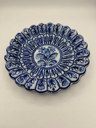 An Exceptional Hand Painted Plate Blue And White From Toledo Spain Approx 10'