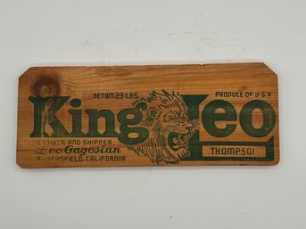 VINTAGE WOODEN SIGN King Leo