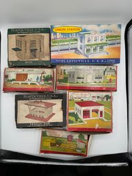 7 Plasticville USA ~Bank, Union Station, Frosty House, Loading Platform, Animal Farm, Fire House, Post Office