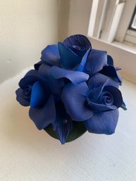 RARE Navy Blue Roses Capodimonte Savastano Made In Italy