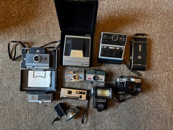 Group Of Vintage Cameras, Polaroid, Kodak Etc