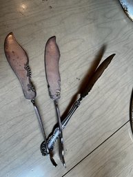 3 Vintage Silverplate Wm Rodgers Knives