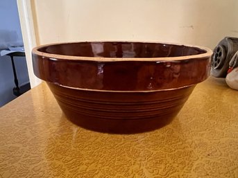 Vintage Ceramic Mixing Bowl In Chocolate Brown