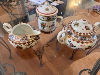 Asian Porcelaine Tea Set