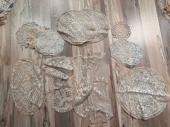 Group Lace And Crochet Doilies