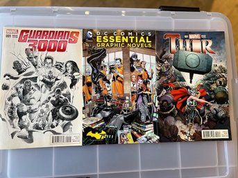 RARE Guardians 3000 Variant Edition, DC Essential Graphic Novels No 1, Special Ed No 001 Marvel Thor Variant