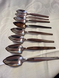 Set Of 8 Grapefruit Spoons By Wm Rodgers