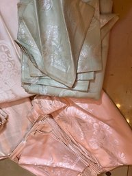 Green Pink And White Damask Linen Sets