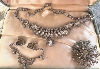 Stunning Rhinestone Necklace, Brooch And Sweater Clip Set