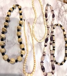Beauties, 3 Chokers And 2 Longer Neutrals Beads And Stones