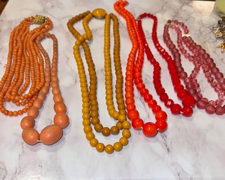 6 Amazing Vintage Necklaces!