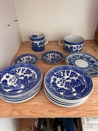 Made In Japan Blue And White Set