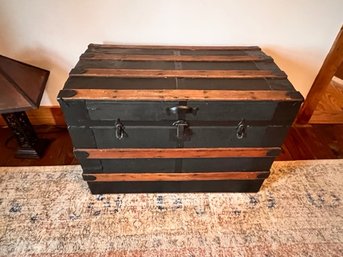 Refinished Vintage Trunk Great Table Or Storage!