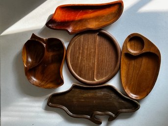 A Group Of 5 Mid Century Wooden Serving Bowls