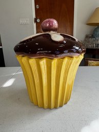 A Ceramic Cupcake Cookie Jar!