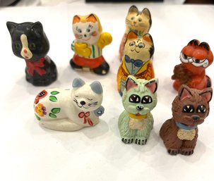 8 Mini Fun Cat Figures!