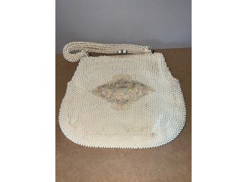 A Beautifully Executed Vintage Beaded Handbag
