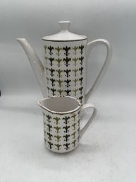 A Mikasa Coffe Pot And Small Pitcher Made In Japan Cera Stone Palatte 3078