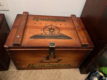 A Remington Country Wood Box With Dovetail Corners 16 X 10 X 10'