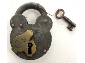 ANTIQUE IMPROVED TUMBLER SMOKEHOUSE PADLOCK