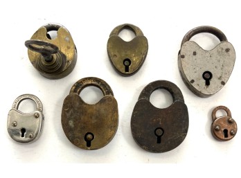 (7) SMALL VARIOUS VINTAGE PADLOCKS