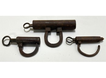 (3) ANTIQUE SCREW KEY PADLOCKS